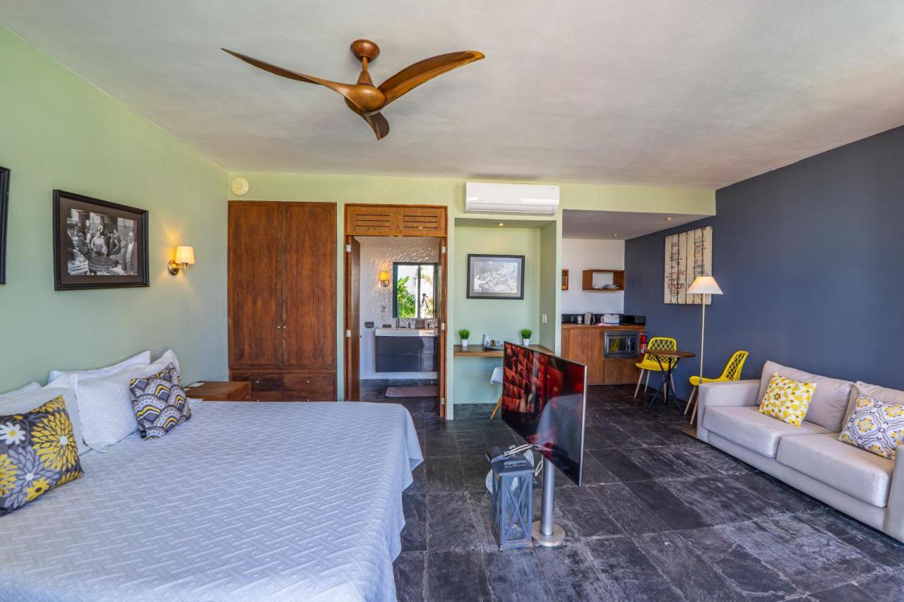 Suites at Sapphire Ocean Club Puerto Vallarta Extérieur photo