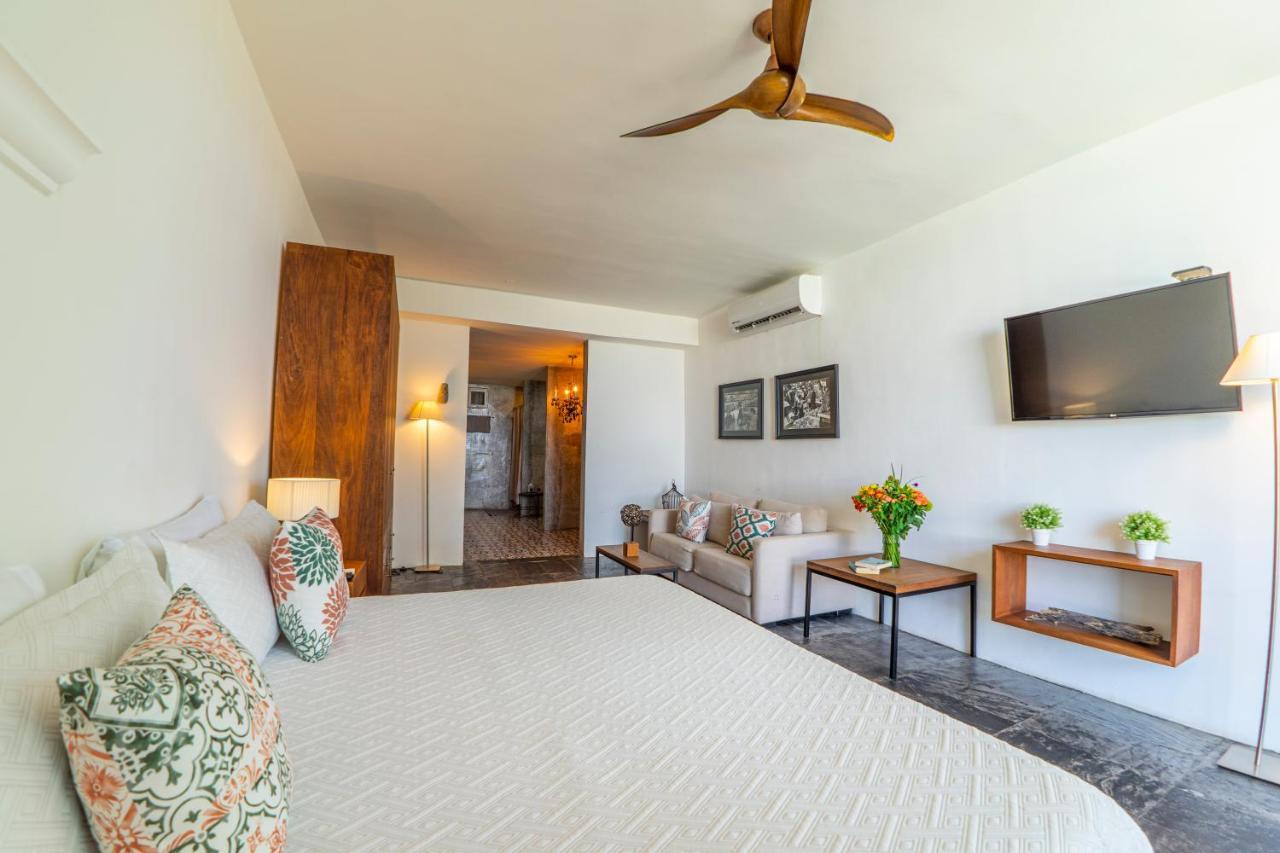 Suites at Sapphire Ocean Club Puerto Vallarta Extérieur photo